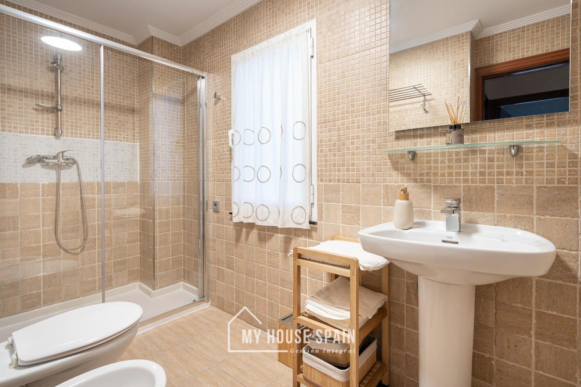 Myhousespain - Unico Piso Cerca De La Playa Gijon Exterior photo